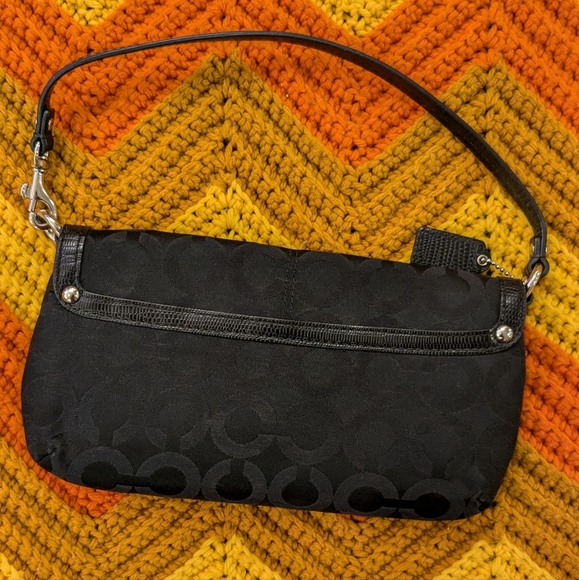 Coach Purse - Picture 7 of 8